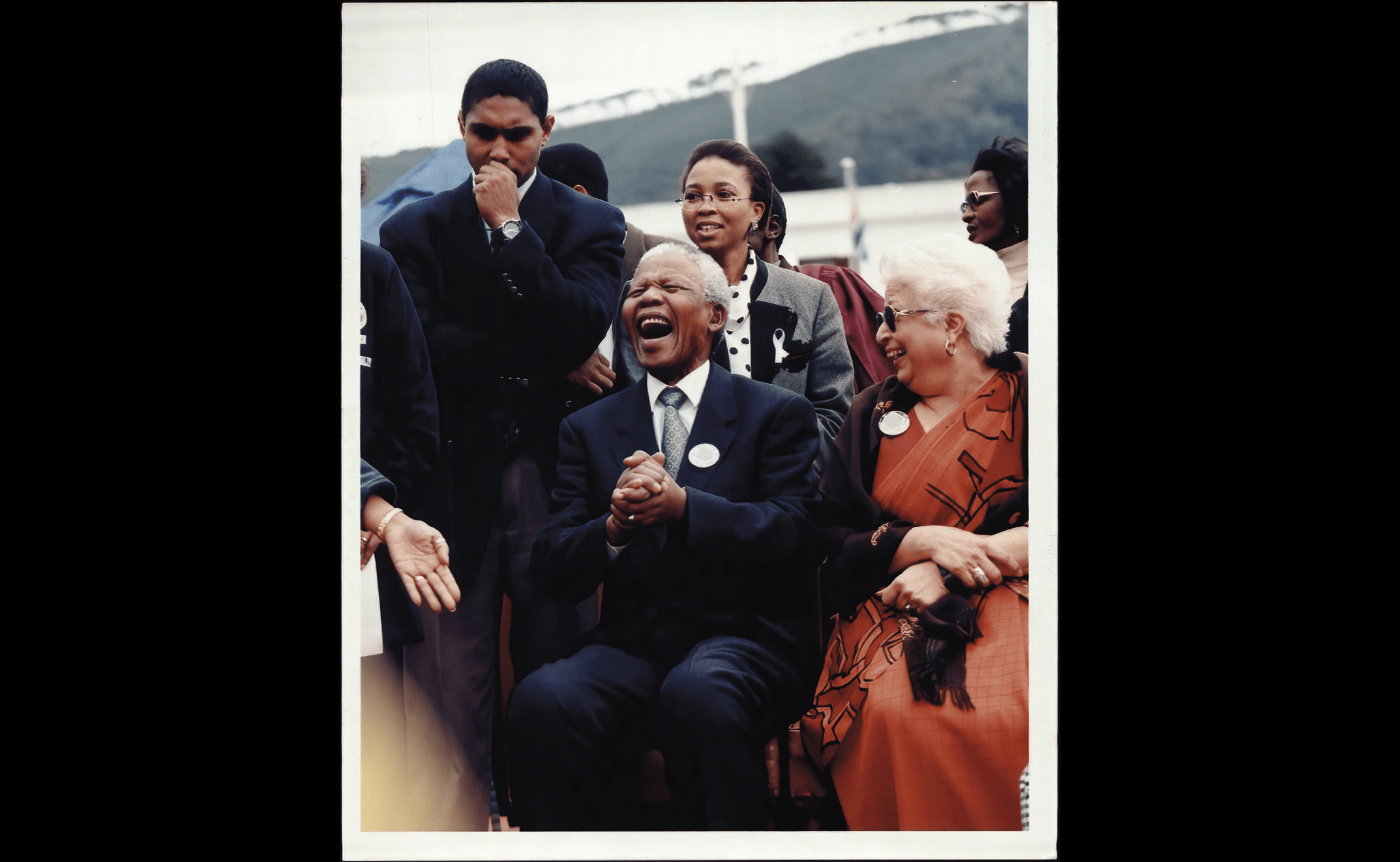 SOUTH AFRICA: South African president Nelson Mandela shares a light moment with Frene Ginwala. (Photo by Die Burger/Gallo Images via Getty Images)